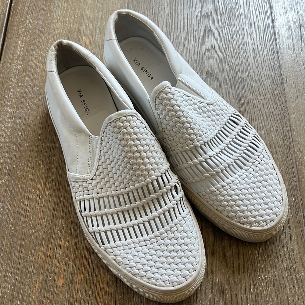 New VIA spiga genuine leather white slide sneakers size 8